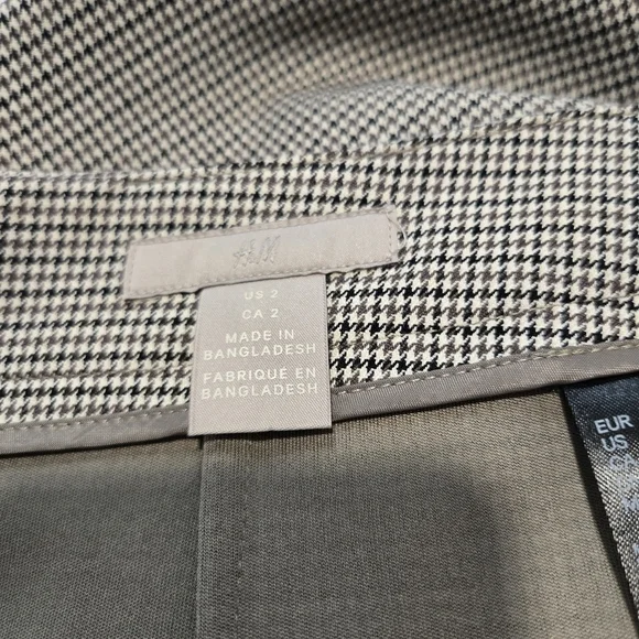 H&M Gray Knee-Length Pencil Skirt Work (New) - Picture 13 of 14